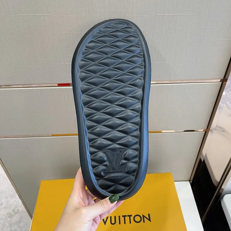 Louis Vuitton Shoe 